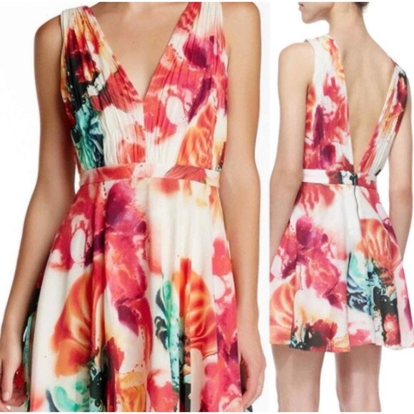 Alice + Olivia Cayden Silk Dress 17708 - Picture 1 of 15